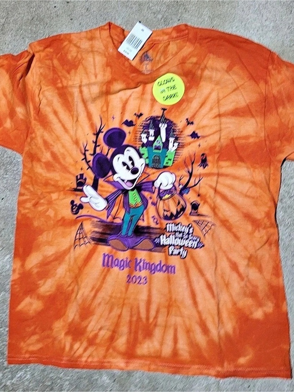 Disney Mickey's Not-So-Scary Halloween Party 2023 Youth Medium Tie Dye T-Shirt